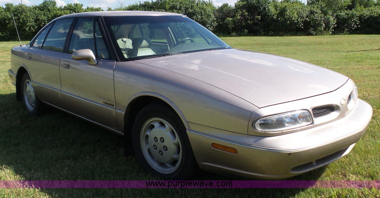 image for item AR9278 1999 Oldsmobile Eighty Eight 50th Anniversary