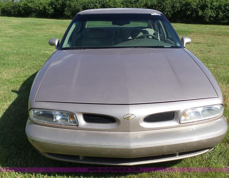 image for item AR9278 1999 Oldsmobile Eighty Eight 50th Anniversary