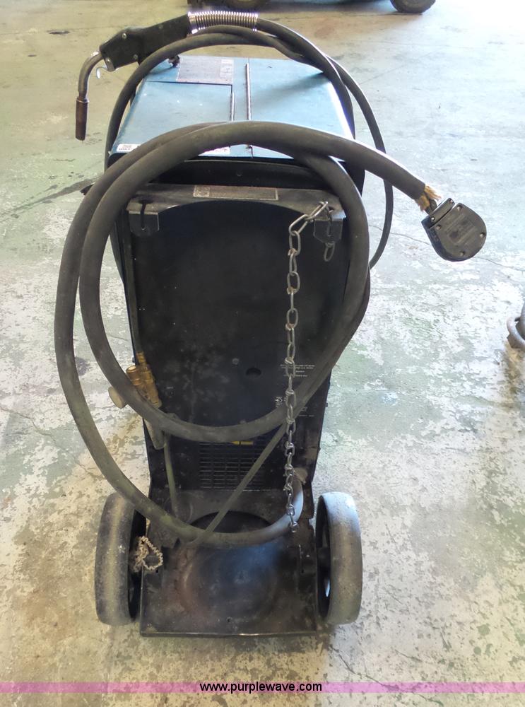 image for item AR9300 Miller Millermatic 350P wire feed welder