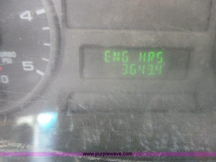 image for item AR9358 2006 Ford F350 Super Duty XL SuperCab flatbed pickup truck