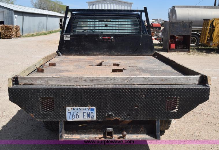 image for item BF9993 1989 Chevrolet 2500 flatbed pickup truck