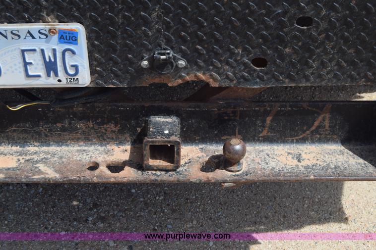 image for item BF9993 1989 Chevrolet 2500 flatbed pickup truck