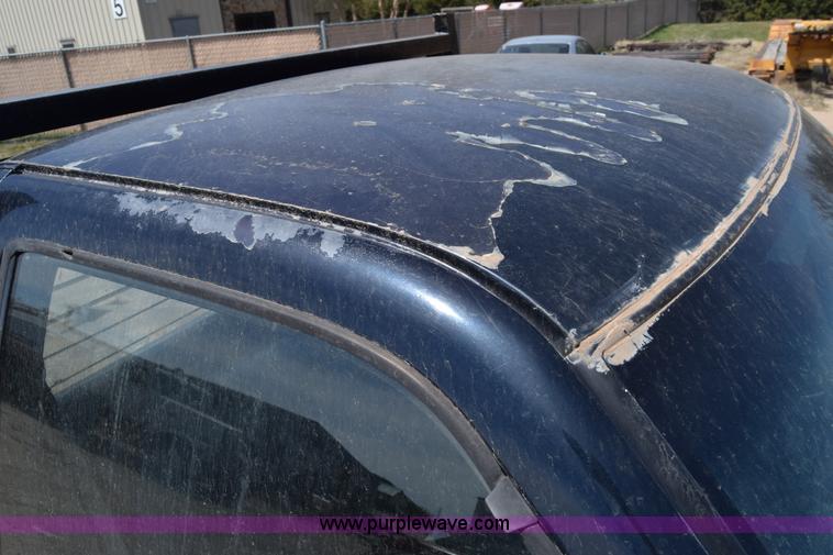 image for item BF9993 1989 Chevrolet 2500 flatbed pickup truck