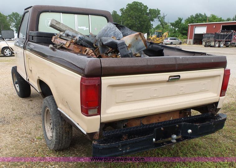 image for item BG9021 1986 Ford Ranger pickup truck