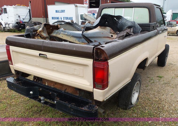 image for item BG9021 1986 Ford Ranger pickup truck