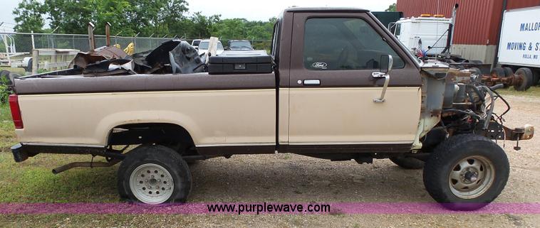 image for item BG9021 1986 Ford Ranger pickup truck