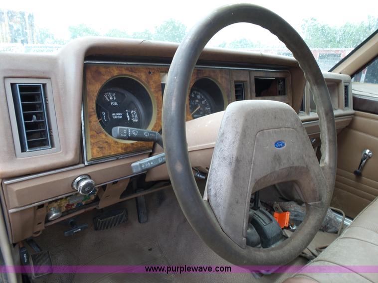 image for item BG9021 1986 Ford Ranger pickup truck