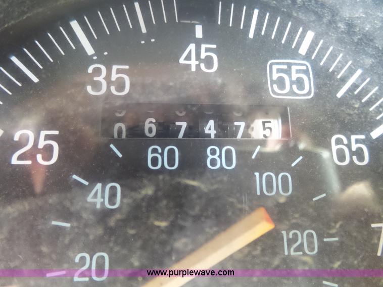 image for item BG9021 1986 Ford Ranger pickup truck