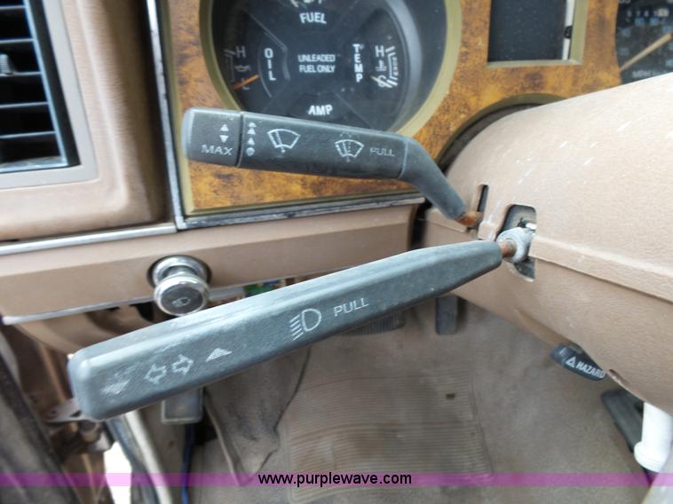 image for item BG9021 1986 Ford Ranger pickup truck