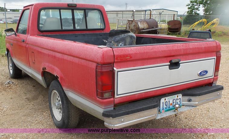 image for item BG9022 1992 Ford Ranger pickup truck