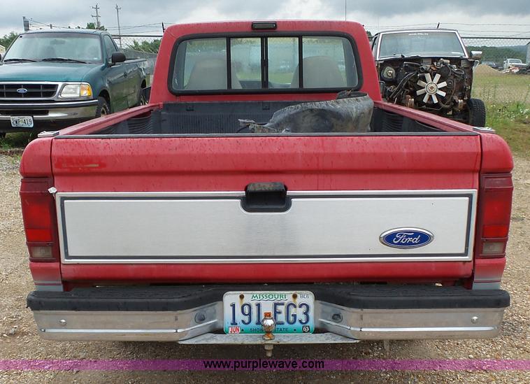 image for item BG9022 1992 Ford Ranger pickup truck