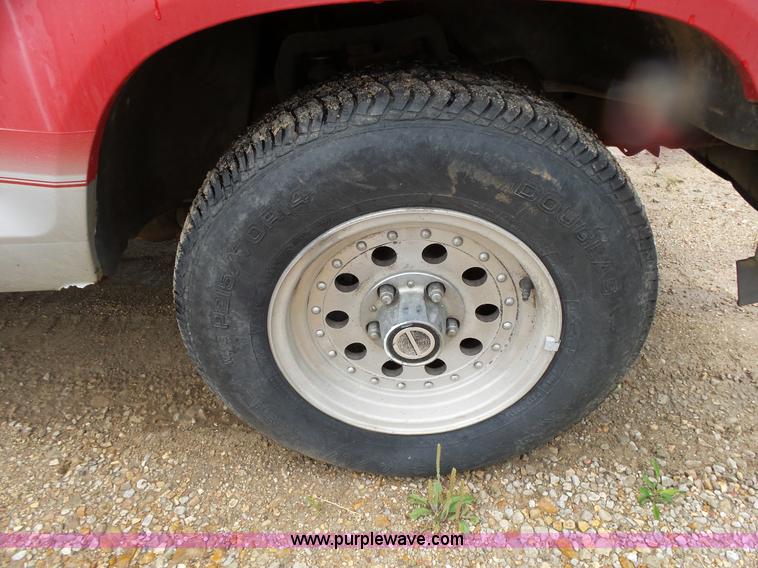 image for item BG9022 1992 Ford Ranger pickup truck