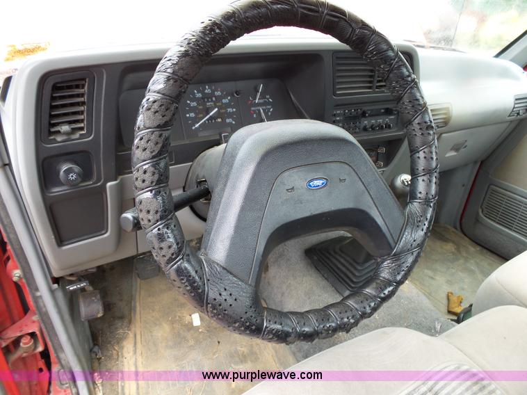 image for item BG9022 1992 Ford Ranger pickup truck