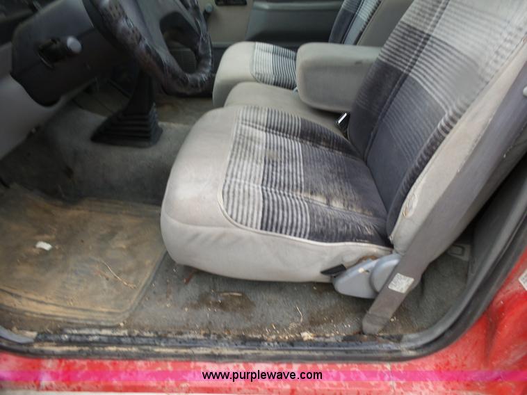 image for item BG9022 1992 Ford Ranger pickup truck