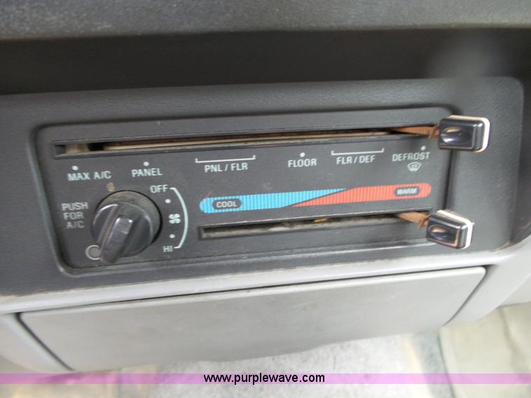 image for item BG9022 1992 Ford Ranger pickup truck