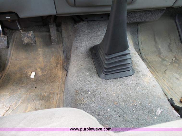 image for item BG9022 1992 Ford Ranger pickup truck