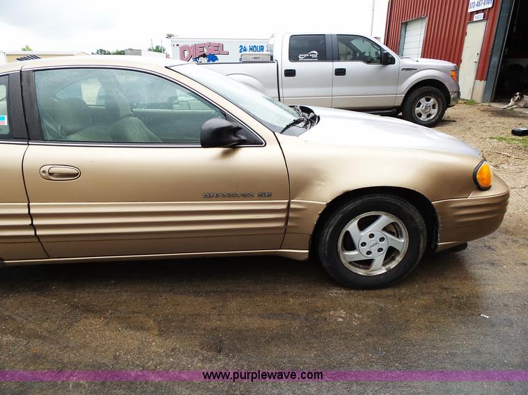 image for item BG9023 1999 Pontiac Grand AM SE