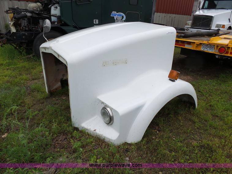 image for item BG9025 Truck hood