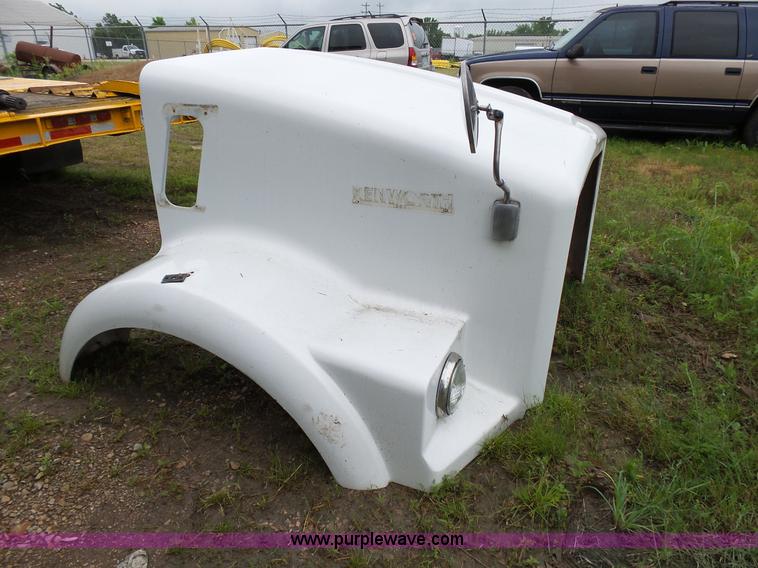 image for item BG9025 Truck hood