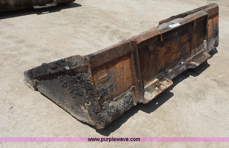image for item BS9878 Skid steer bucket