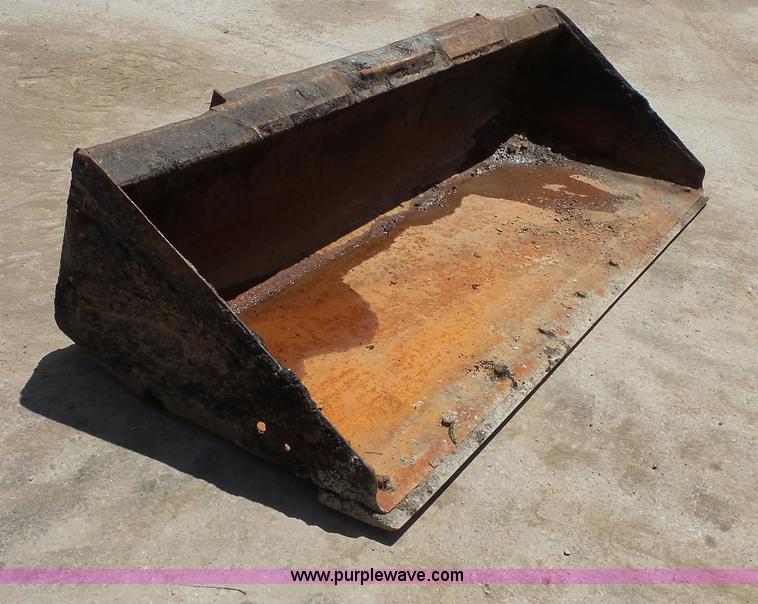 image for item BS9878 Skid steer bucket