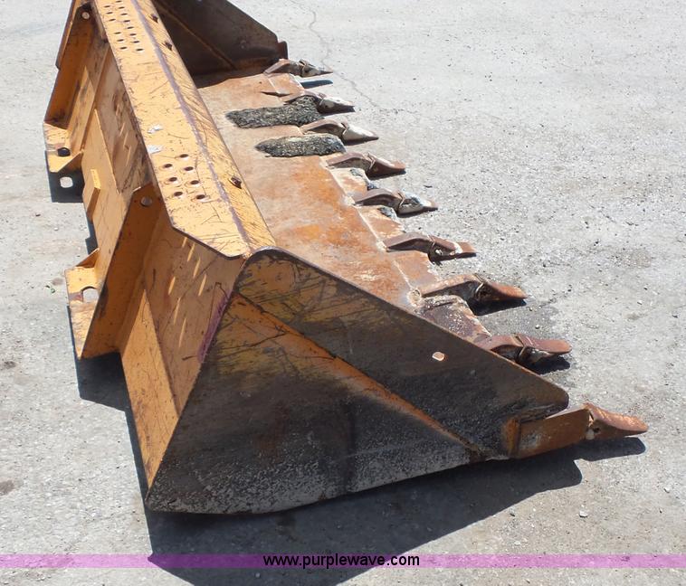 image for item BS9881 Toothed skid steer bucket