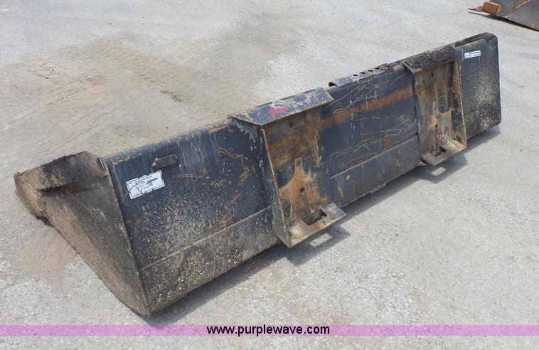 image for item BS9882 Skid steer bucket