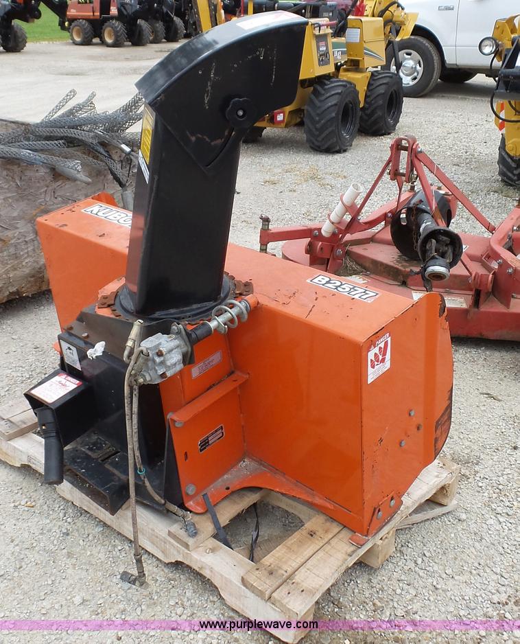 image for item BW9758 Kubota B2577 snow blower