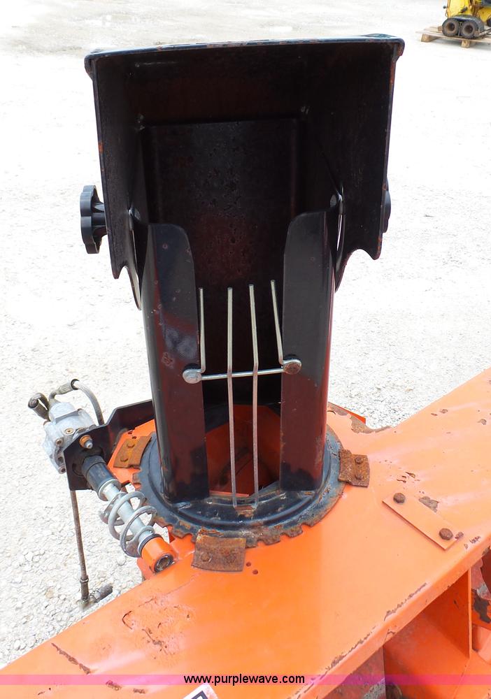 image for item BW9758 Kubota B2577 snow blower