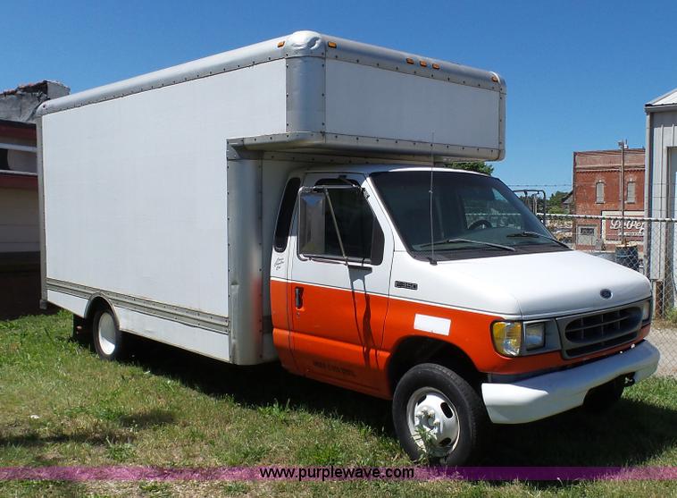 image for item BW9770 1998 Ford Econoline E350 box truck