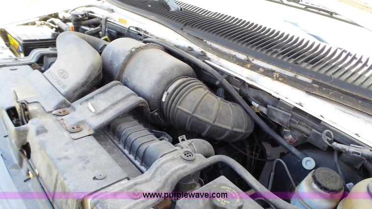 image for item BW9770 1998 Ford Econoline E350 box truck