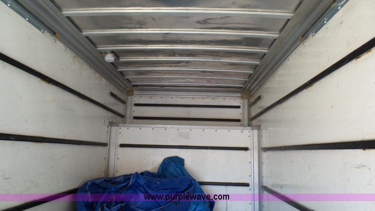 image for item BW9770 1998 Ford Econoline E350 box truck