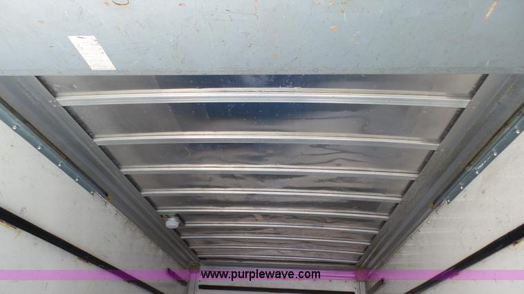 image for item BW9770 1998 Ford Econoline E350 box truck