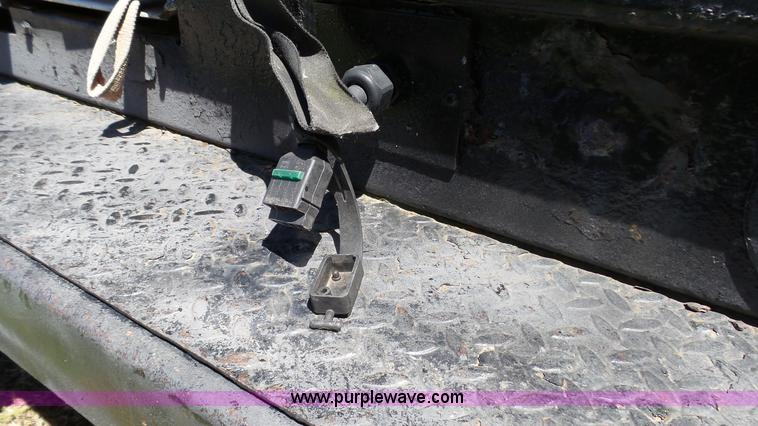 image for item BW9770 1998 Ford Econoline E350 box truck