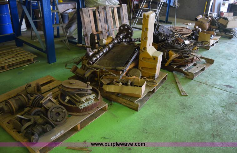 image for item BW9875 Truck parts and accessories