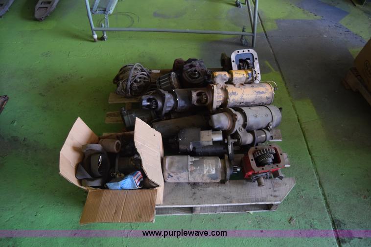 image for item BW9875 Truck parts and accessories