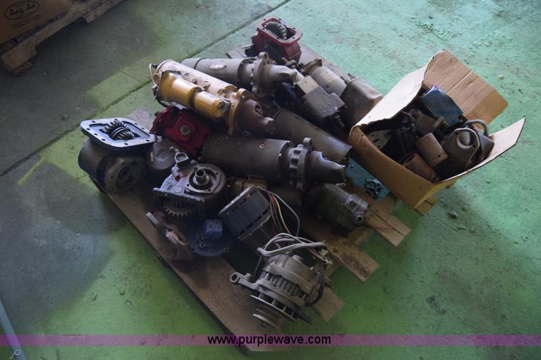 image for item BW9875 Truck parts and accessories