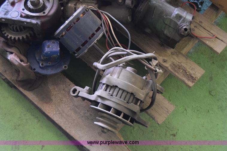 image for item BW9875 Truck parts and accessories