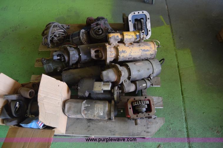 image for item BW9875 Truck parts and accessories