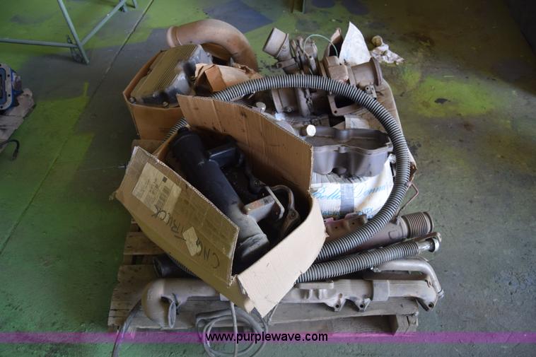 image for item BW9875 Truck parts and accessories