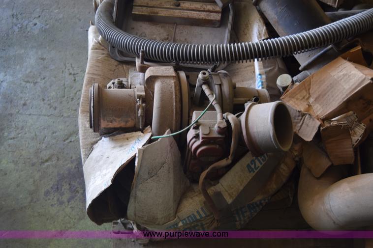 image for item BW9875 Truck parts and accessories