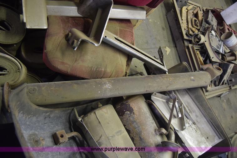 image for item BW9893 Semi truck parts and accessories