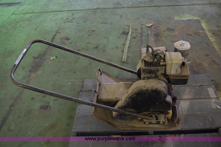 image for item BW9910 Stone plate compactor