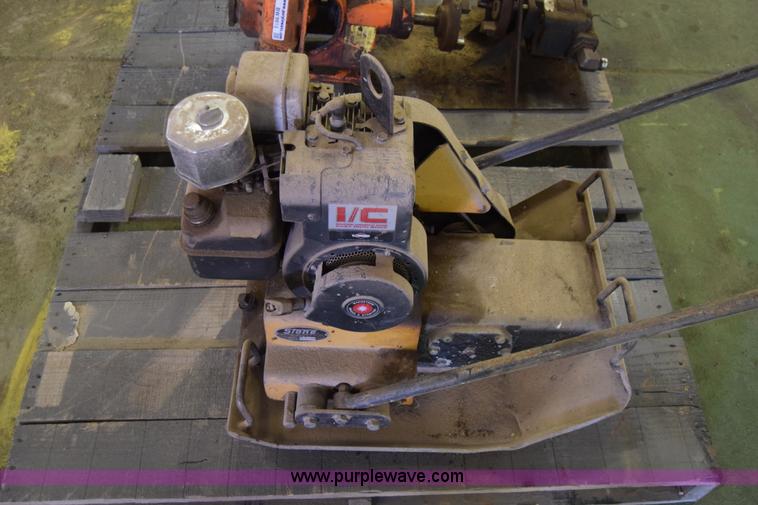 image for item BW9910 Stone plate compactor