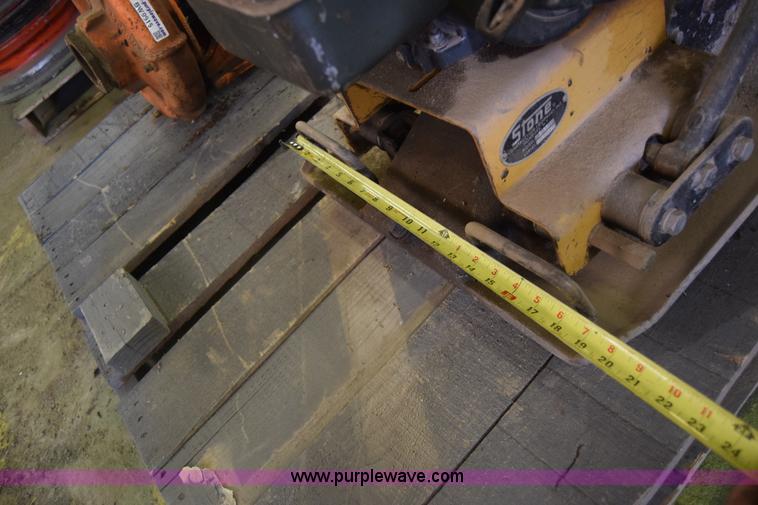 image for item BW9910 Stone plate compactor
