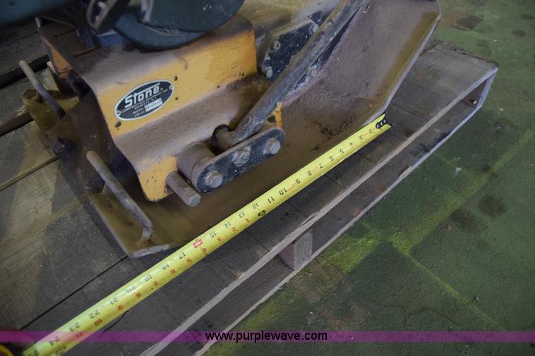 image for item BW9910 Stone plate compactor