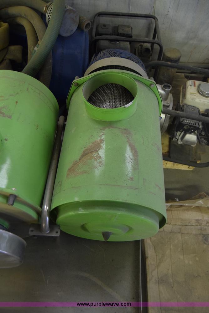 image for item BW9911 (3) air filter tanks