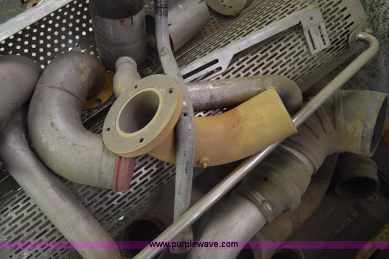 image for item BW9913 Truck exhaust parts