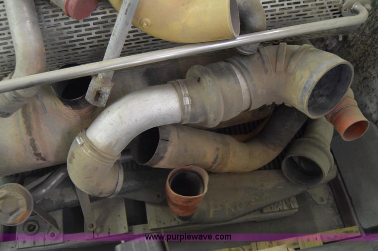 image for item BW9913 Truck exhaust parts