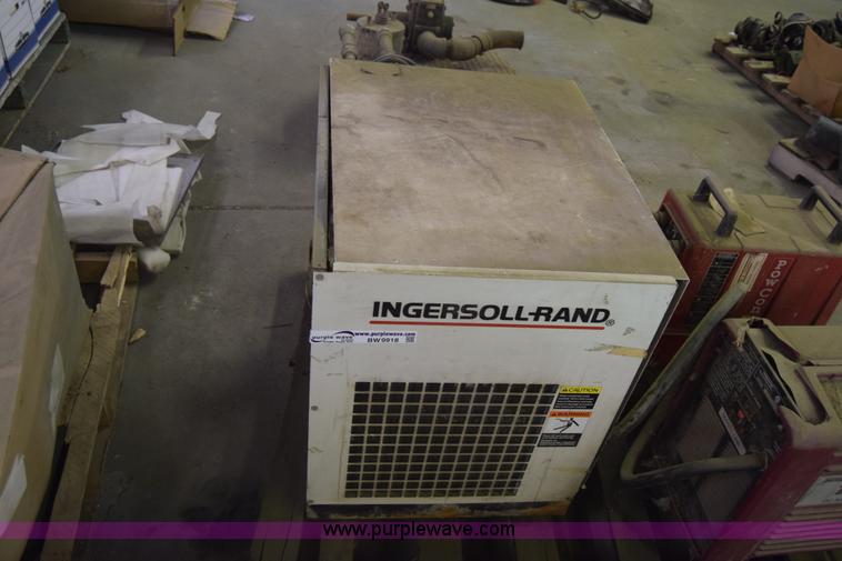 image for item BW9918 Ingersoll Rand refrigerated compressed air dryer